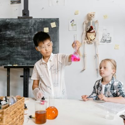 boy and girl science project